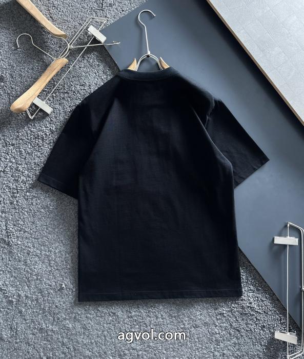 偽物 ブランド 激安半袖TシャツCH数量限定SALE 大人っぽく知的な 今季超人気新作登場_0_5