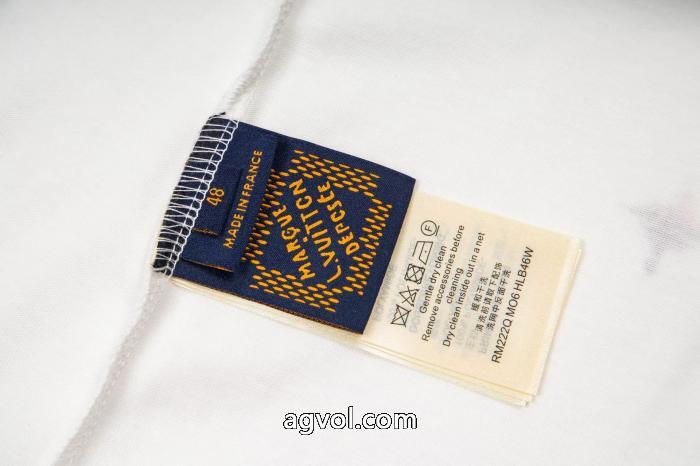 全国無料お買い得 限定激安 2026 お手頃!オシャレLOUIS VUITTON半袖Tシャツブランド コピー 品_0_0