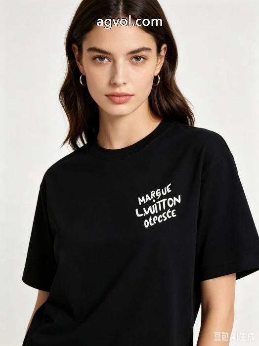 コピー ブランド 通販半袖TシャツLOUIS VUITTON衝撃セールで破格 新品買い付け 爽快感が絶妙にマッチ_0_5