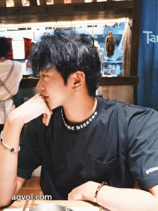 切り売り販売 稀少*限定セール ファッション通販 安い半袖Tシャツ偽 ブランド CHROME HEARTS_0_1