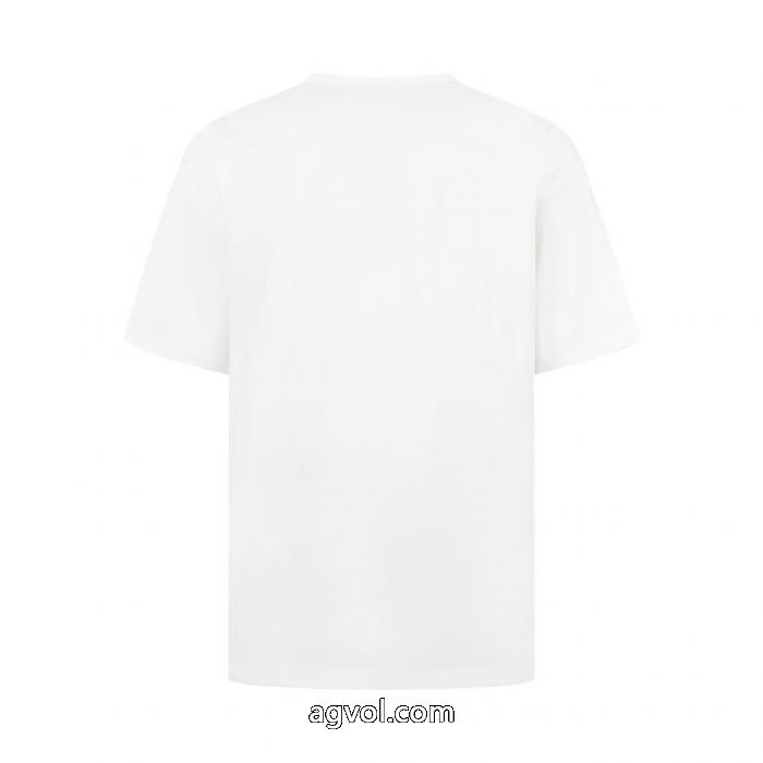 大絶賛の履き心地! 超優秀 肌触りがとても良い半袖Tシャツプラダ偽物 通販 _0_3