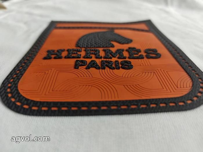 話題のブランド 2026限定新作 モードな雰囲気HERMES半袖Tシャツコピー 品 販売_0_0