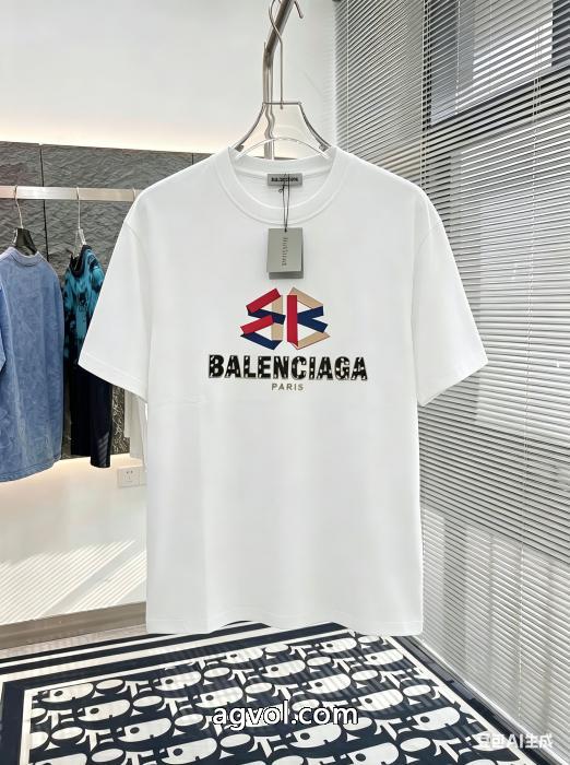 最安値 可愛いデザイン 最高に人気商品!balenciaga半袖Tシャツブランド コピー 着払い_0_0