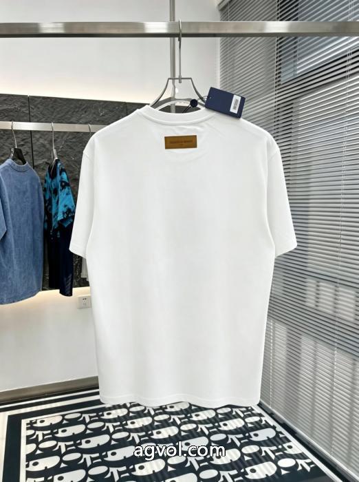 半袖TシャツLOUIS VUITTON偽物 ブランド赤字超特価最新作 最落なし 大人な印象が溢れ出る_0_2