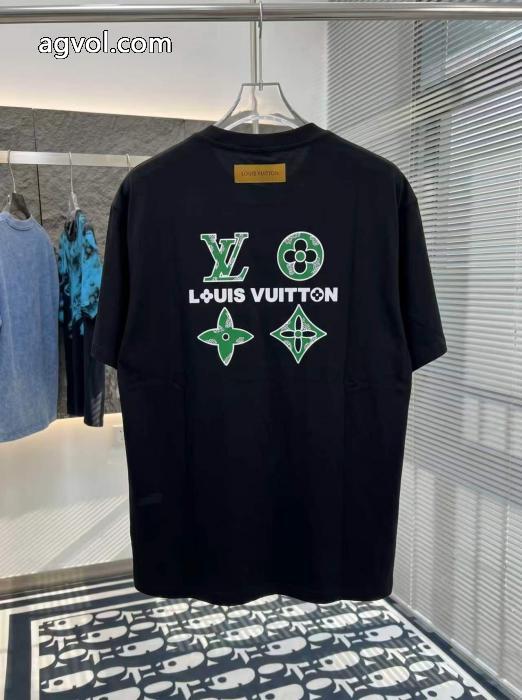 一番人気 新作日本未入荷 お洒落自在スーパー コピー 通販LOUIS VUITTON半袖Tシャツ_0_1