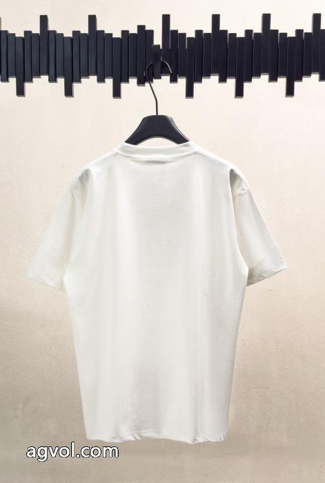 半袖Tシャツブランド スニーカー 激安BURBERRY最新で一目惚れ 限定価格 新品入荷2026_0_1