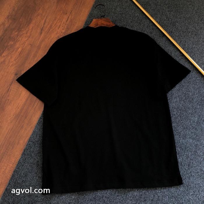 スーパー コピー 通販 優良FENDIモード感の高い 抜群の存在感 着心地よい半袖Tシャツ_0_0