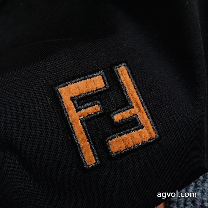 スーパー コピー 通販 優良FENDIモード感の高い 抜群の存在感 着心地よい半袖Tシャツ_0_3