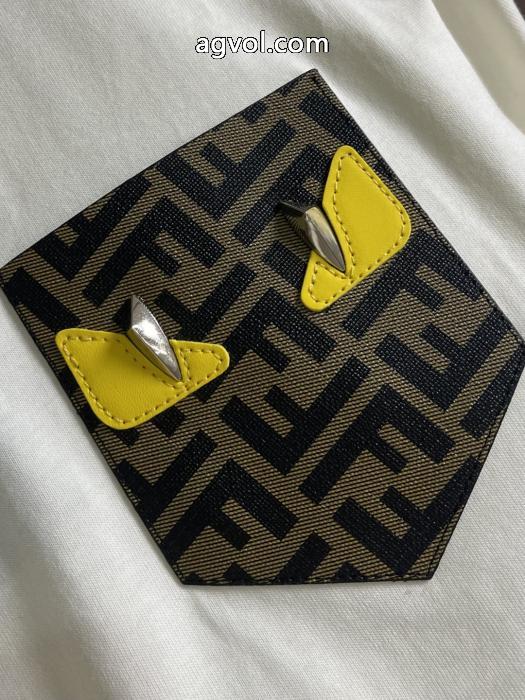 限定版プリント 热い季節トレンド上品 2026大人気半袖Tシャツブランド フェイクFENDI_0_2