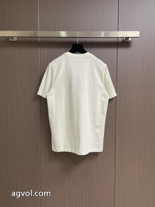 限定版プリント 热い季節トレンド上品 2026大人気半袖Tシャツブランド フェイクFENDI_0_3