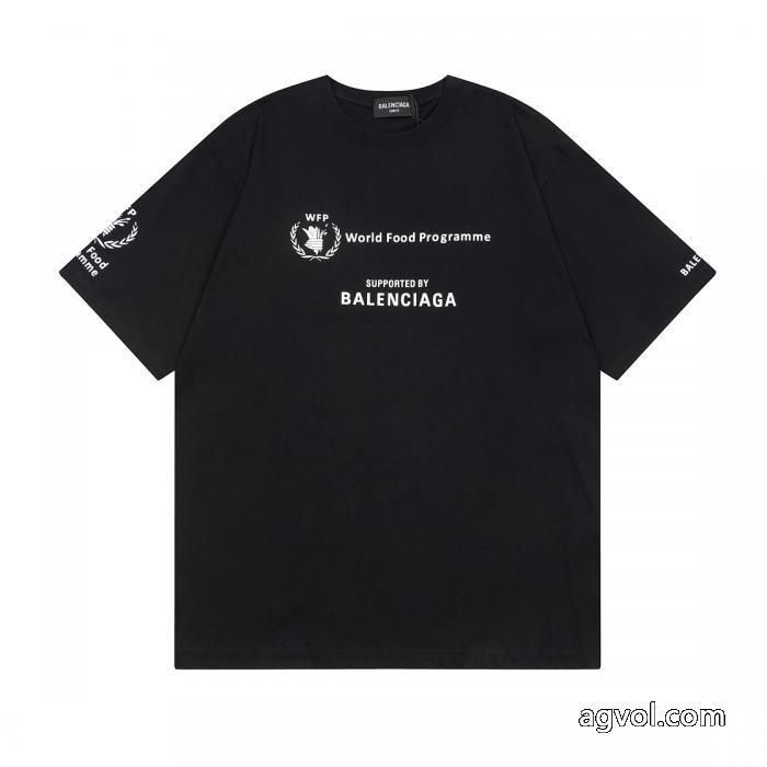 嬉しいポイント 極美品 クリスマス人気商品半袖Tシャツbalenciagaコピー 商品 販売_0_0