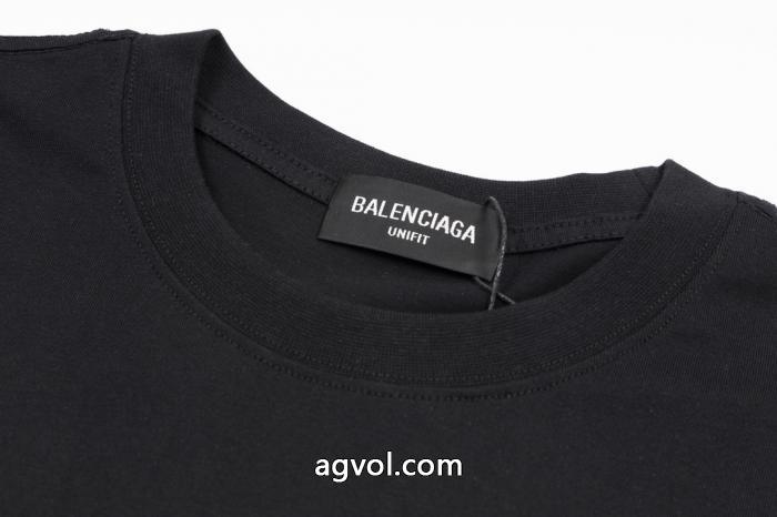 嬉しいポイント 極美品 クリスマス人気商品半袖Tシャツbalenciagaコピー 商品 販売_0_1