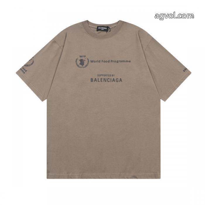 嬉しいポイント 極美品 クリスマス人気商品半袖Tシャツbalenciagaコピー 商品 販売_0_4