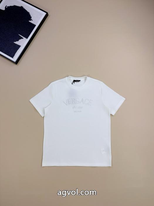 世界中で爆発的人気 個性的なデザイン  ファッション 人気スーパー コピー 品半袖TシャツVERSACE_0_2