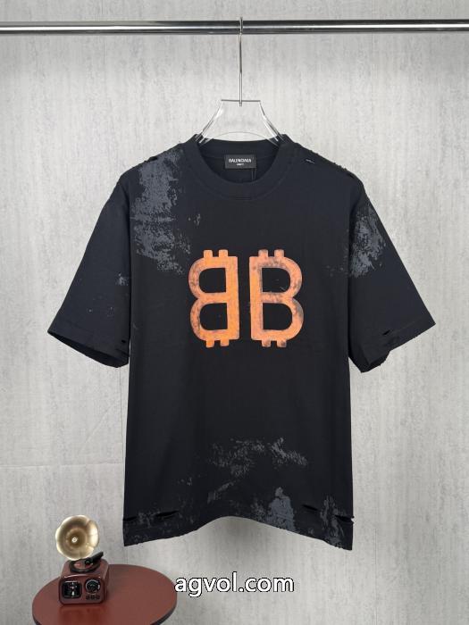 偽物 ブランド注目度UP！ 高級感ある お手頃価格でGET半袖Tシャツbalenciaga_0_1