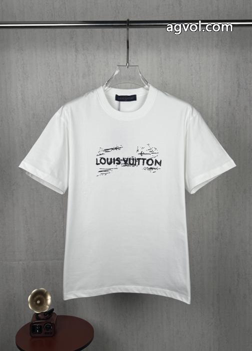 新品保証 海外限定モデル  高レビューアイテムLOUIS VUITTON半袖Tシャツコピー ブランド 通販_0_1