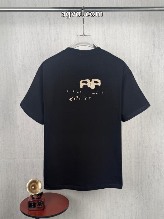 雑誌掲載 国内発 きちんと感が強い 大人の魅力balenciaga半袖Tシャツコピー 品 ブランド_0_2