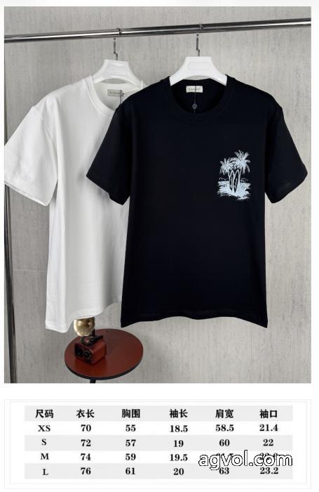 MONCLERスーパー コピー 安心半袖Tシャツ気持ちいい真夏日にぴったり 究極な着心地 即対応_0_3