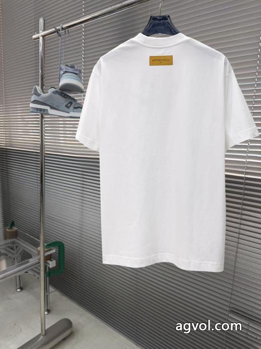 ブランド 通販 激安LOUIS VUITTON半袖Tシャツ抜群な新鮮度 品質保証大人気 海外限定モデル _2_1