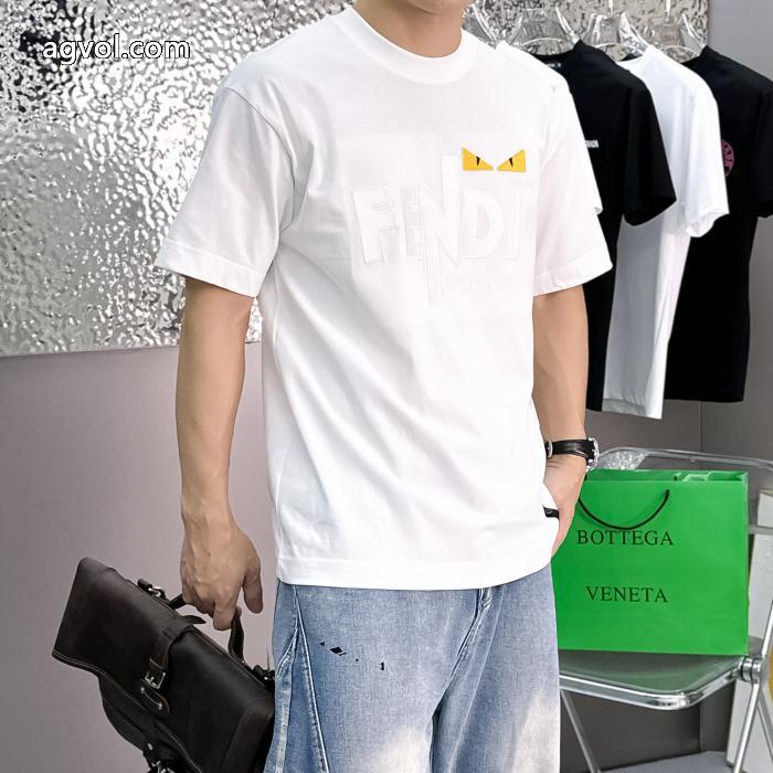 魅力ファッション 着心地抜群！ 2026FENDI半袖Tシャツスーパー コピー 販売_0_0