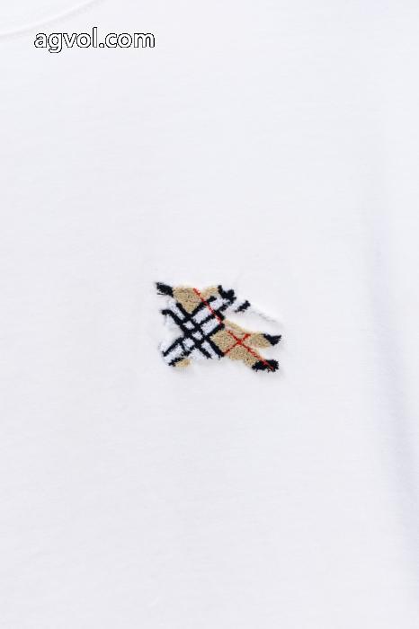 BURBERRY半袖Tシャツ高いセンス 在庫数限定 2026のトレンド偽 ブランド 通販_0_2