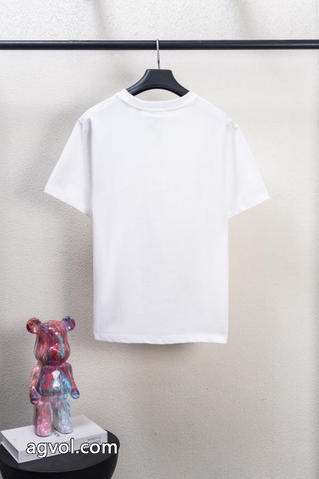 BURBERRY半袖Tシャツ高いセンス 在庫数限定 2026のトレンド偽 ブランド 通販_0_4