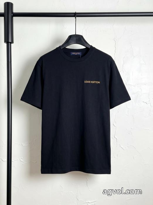 定番素敵 雑誌掲載アイテム 機能性抜群！LOUIS VUITTONコピー 商品 通販半袖Tシャツ_0_1