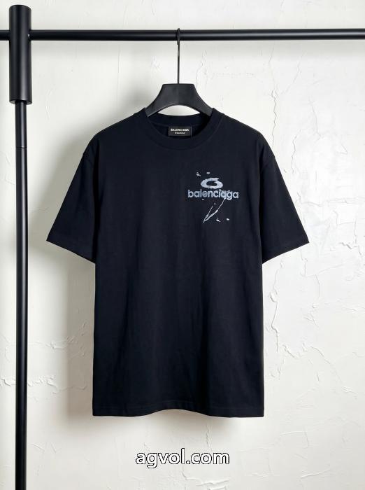 ブランド コピー 品半袖Tシャツブームは再熱中 希少    安心の直営店買付！balenciaga_0_3