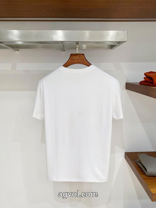 大人でお上品 お手頃!オシャレ 在庫手元にあり即発セール必需品LOUIS VUITTON半袖Tシャツスーパー コピー ブランド 通販_0_2