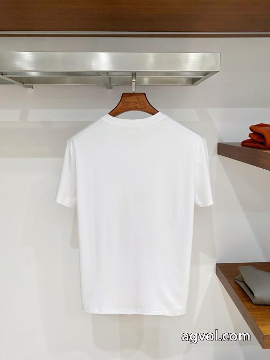 優しげ人気アイテム 夏に爆発的な人気 限定生産品激安 ブランド 通販LOUIS VUITTON半袖Tシャツ_0_1