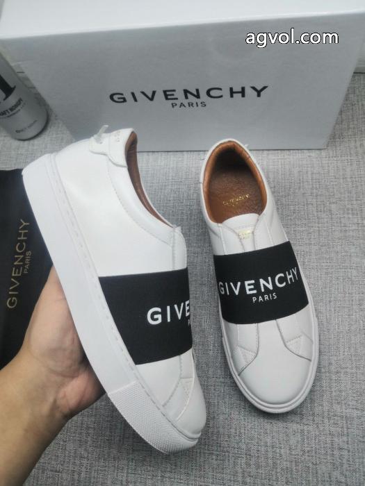 半額以下セール マストアイテム新入荷 1番ちょうどいいブランド コピースニーカーGIVENCHY.._1_2