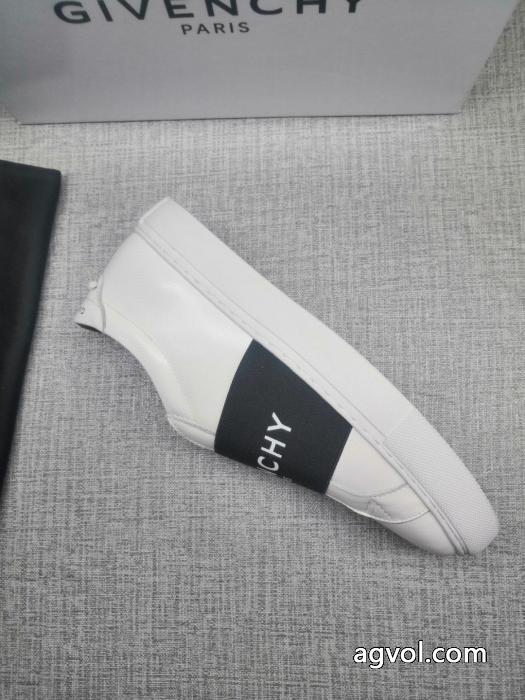 半額以下セール マストアイテム新入荷 1番ちょうどいいブランド コピースニーカーGIVENCHY.._1_4