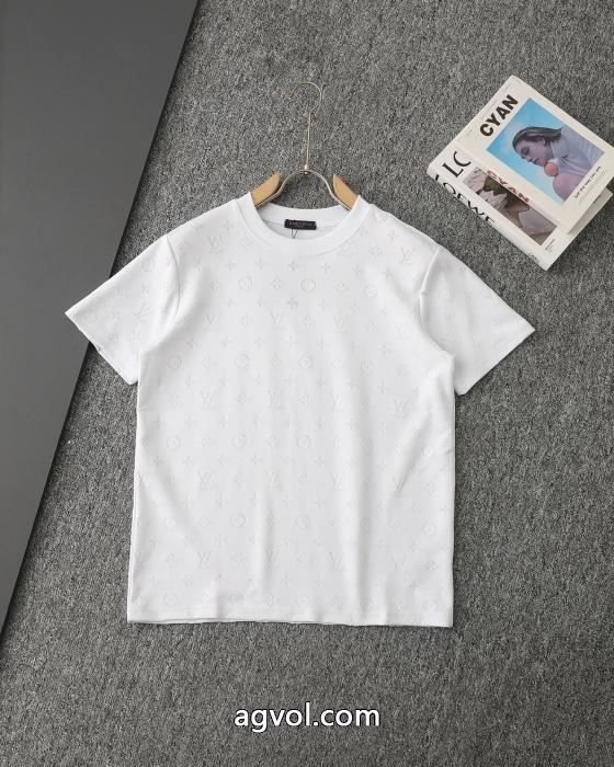 LOUIS VUITTON半袖Tシャツ2026限定 男女兼用に人気 人気シリーズ 安心な品質スーパー コピー 通販 優良_0_2