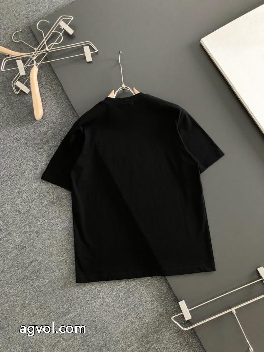 ブランド 激安半袖TシャツPRADASALEお得にGET 数に限りがある 爆発的人気_0_0