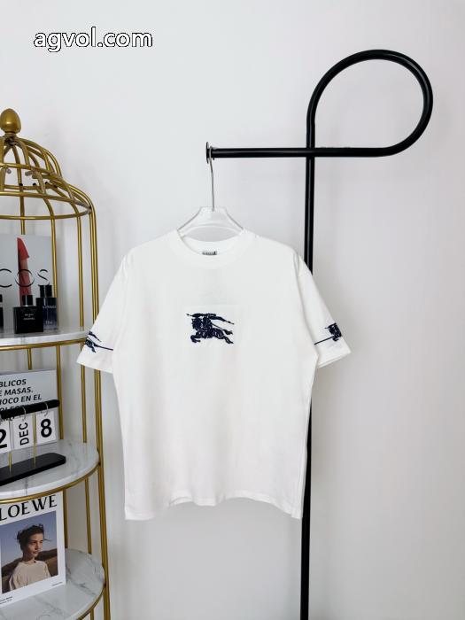 落ち着いた感覚 最新ルック 2026新作登場ブランド 偽物 通販半袖TシャツBURBERRY_0_4
