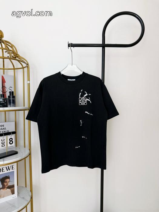 VIP価格　海外発 単品販売 高品質 人気半袖TシャツLOEWEブランド 品 スーパー コピー_0_1