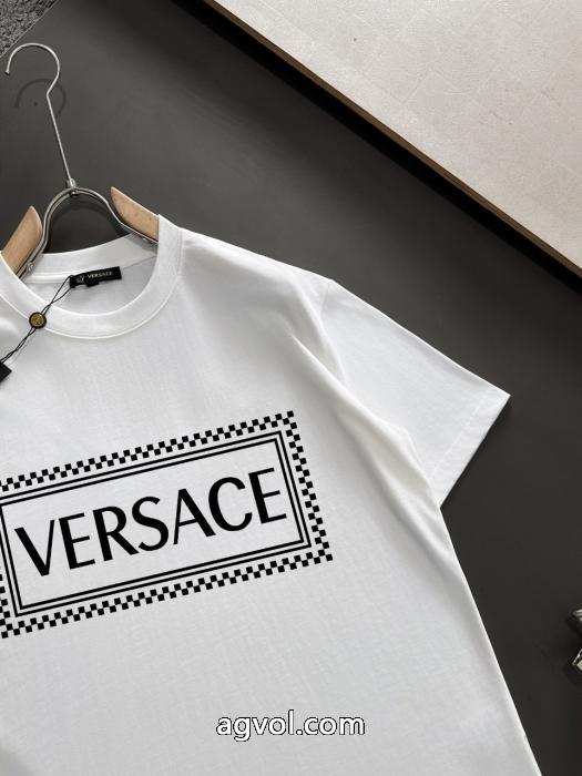VERSACE大人気コラボ商品 今季大注目 大人で素敵半袖Tシャツ 2026スーパーコピー_0_2