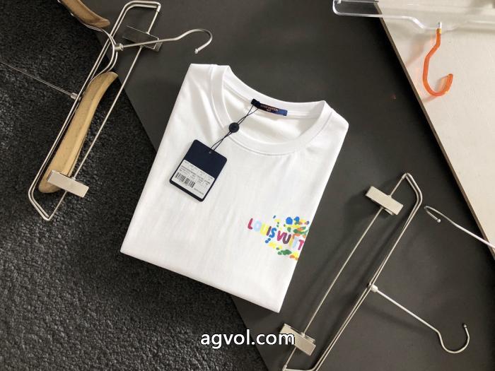 LOUIS VUITTON通販 ブランド上質上品 国内即納関税なし 今季超人気新作登場半袖Tシャツ_1_2