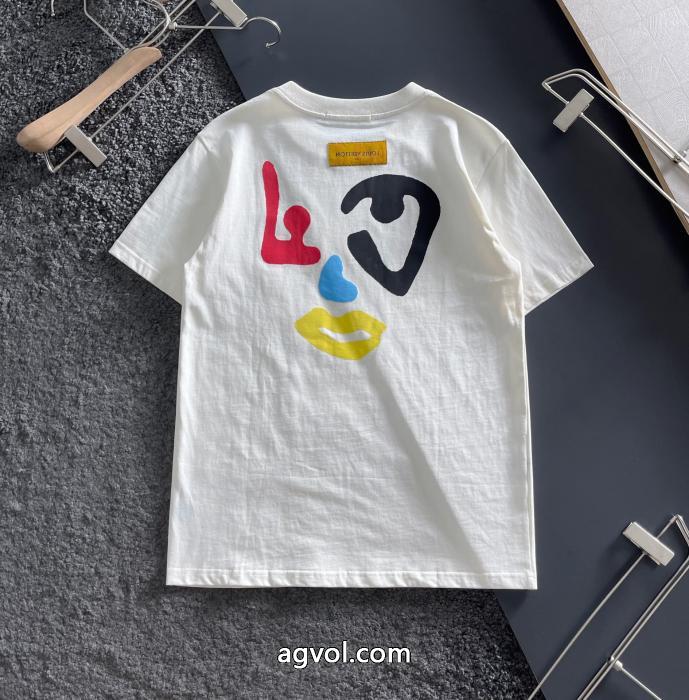 ブランド フェイク半袖TシャツLOUIS VUITTON流行り デザイン性の高い 2026季超人気_0_1
