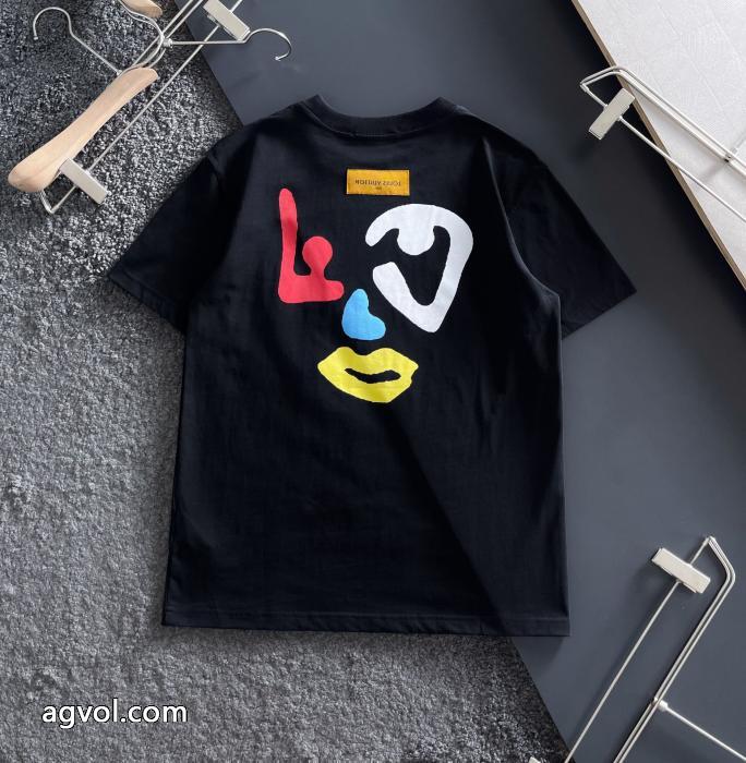 ブランド フェイク半袖TシャツLOUIS VUITTON流行り デザイン性の高い 2026季超人気_0_3