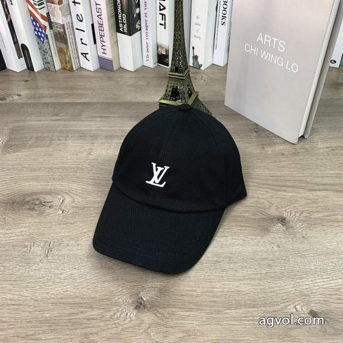 ブランド コピー ショップLOUIS VUITTON完売確実 カラーリング素敵な 即完売帽子_0_4