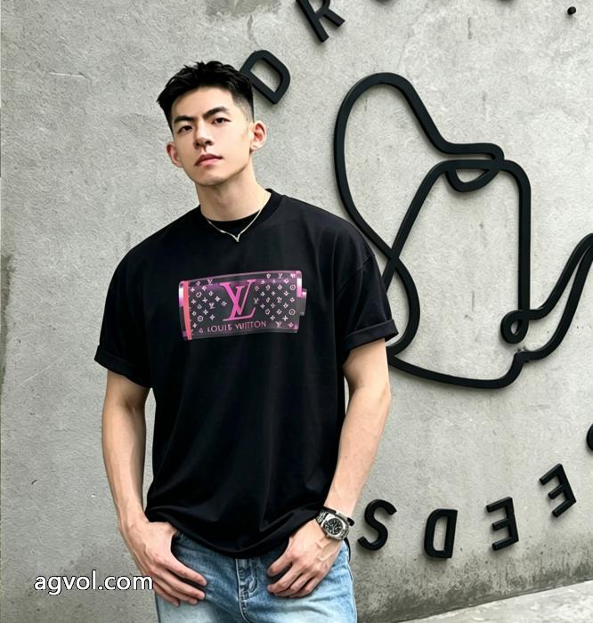 偽 ブランド 販売LOUIS VUITTON半袖Tシャツ最高級 キュートさ満点 お洒落自在_0_2