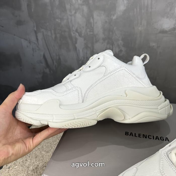 balenciagaスニーカーブランド コピー 激安清潔感溢れる 夏春物先行発売  最新ルック._0_4
