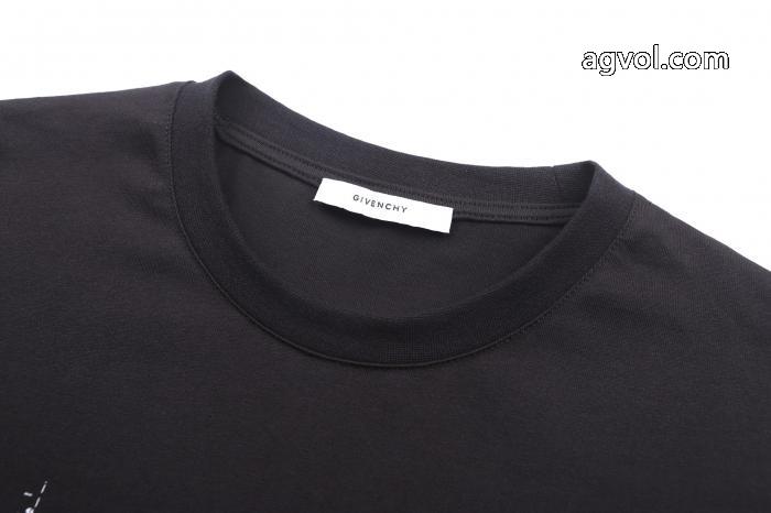 GIVENCHYブランド 通販半袖Tシャツ最安値保証 韓国高級服 デザイン性に優れた_0_2