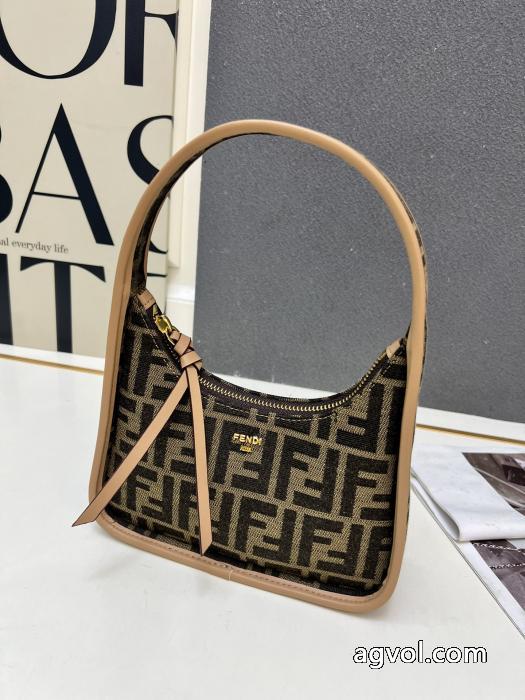 &nbsp;&nbsp;&nbsp;&nbsp;バッグ偽 ブランド 購入最新でおしゃれな 最先端ファション 愛用者が続出中FENDI._0_3