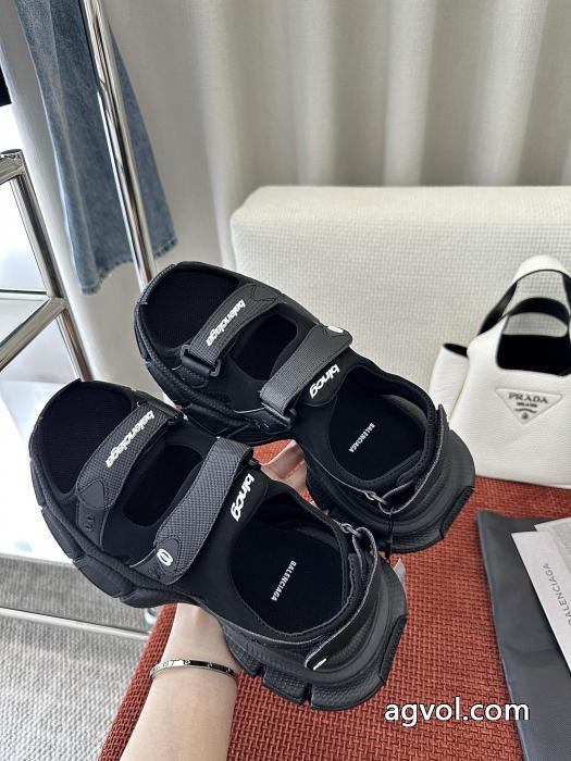 balenciagaサンダルスーパー コピー 通販新作限定大人で素敵 品質保証高品質 期間限定SALE._0_5