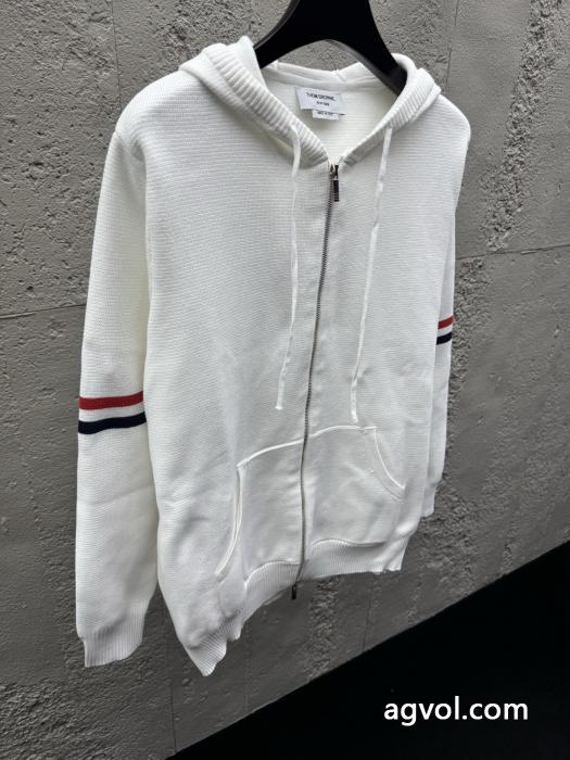 トムブラウンパーカー偽物 ブランド 販売大人気アイテム 世界中で爆発的人気 重宝するアイテム.._0_2