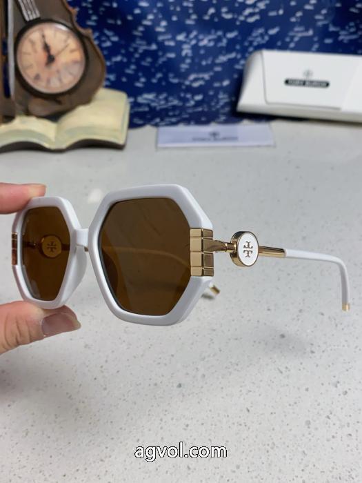 人気商品   追跡有＋激安 品質保証&nbsp;サングラスブランド 偽物 通販Tory Burch._0_4