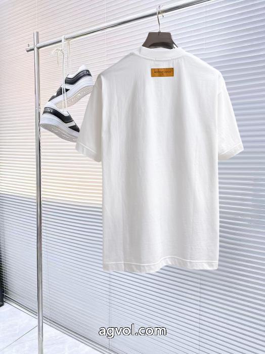 LOUIS VUITTON半袖Tシャツ偽物 ブランド ショップ男女共用 超安値で完売！？ カワイイ雰囲気_0_3