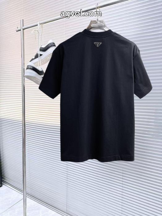 赤字覚悟の超破格 新作多色!! 精巧な逸品半袖Tシャツブランド 偽物 激安 通販PRADA_0_1